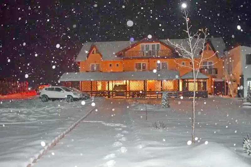 Cazare Sâmbăta de Sus - Pensiunea Mountainking*** | Felsőszombatfalva - Mountainking Panzió*** . Imaginea poate fi supusă drepturilor de autor. Se recomandă contactarea titularului drepturilor.