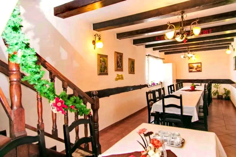 Sâmbăta de Sus Cazare | Motel (K0788-3) Imaginea poate fi supusă drepturilor de autor. Se recomandă contactarea titularului drepturilor.