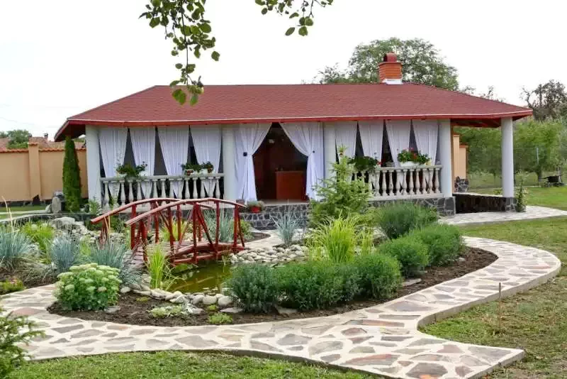 Cristuru Secuiesc Cazare | Motel (K1251-4) Imaginea poate fi supusă drepturilor de autor. Se recomandă contactarea titularului drepturilor.