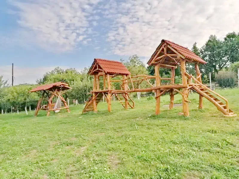 Corund Cazare | Motel (K0113-4) Imaginea poate fi supusă drepturilor de autor. Se recomandă contactarea titularului drepturilor.