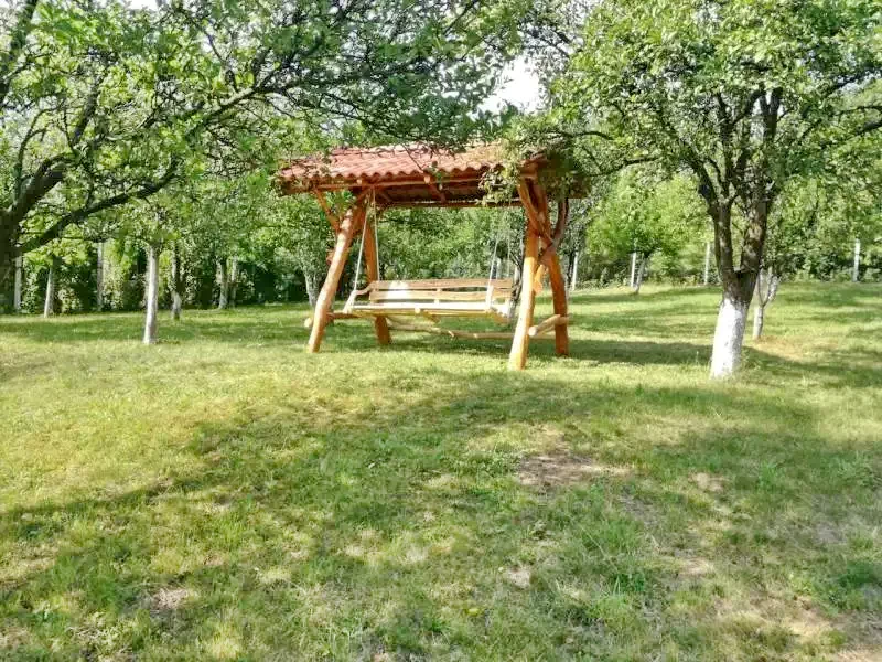 Corund Cazare | Motel (K0113-6) Imaginea poate fi supusă drepturilor de autor. Se recomandă contactarea titularului drepturilor.