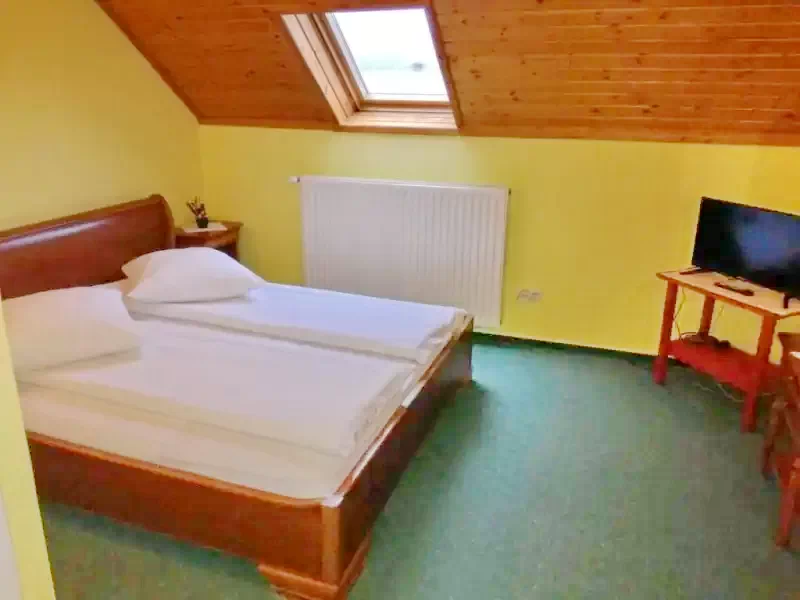 Corund Cazare | Motel (K0113-26) Imaginea poate fi supusă drepturilor de autor. Se recomandă contactarea titularului drepturilor.