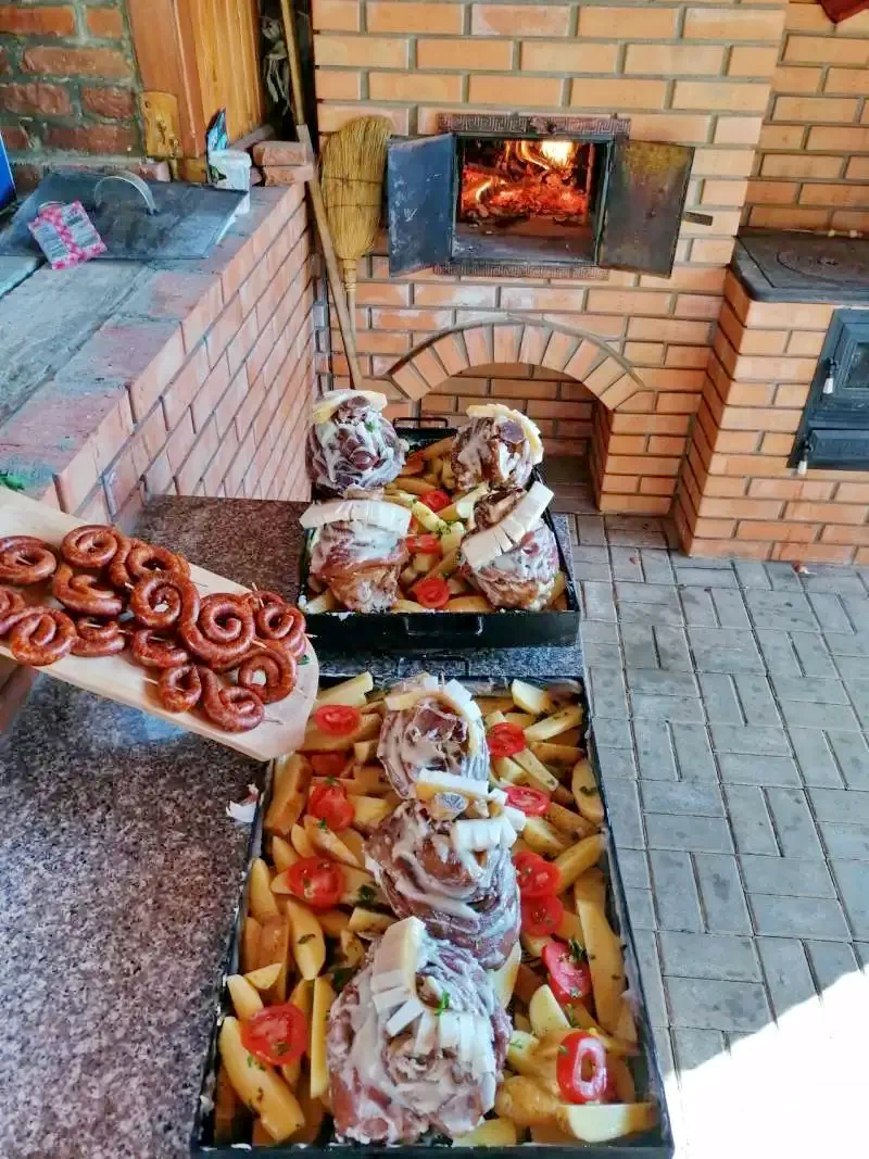 Korond Szállás | Motel (K0113-37) A kép szerzői jogvédelem alatt állhat. Javasolt a kapcsolatfelvétel a jog tulajdonossal.