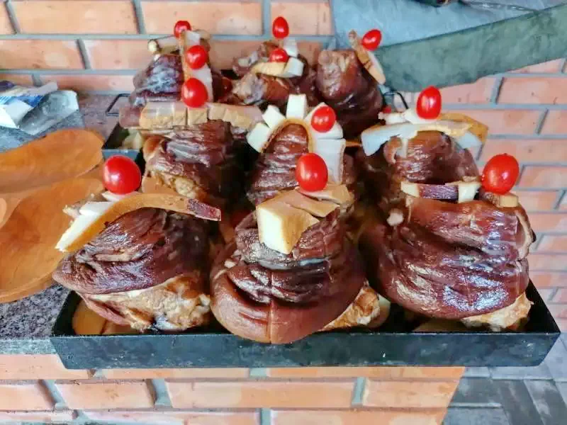 Corund Cazare | Motel (K0113-39) Imaginea poate fi supusă drepturilor de autor. Se recomandă contactarea titularului drepturilor.