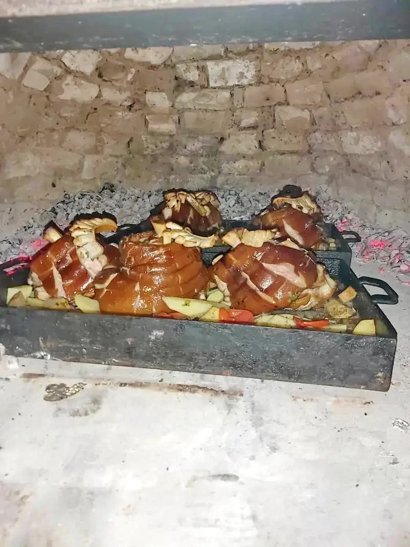 Corund Cazare | Motel (K0113-43) Imaginea poate fi supusă drepturilor de autor. Se recomandă contactarea titularului drepturilor.