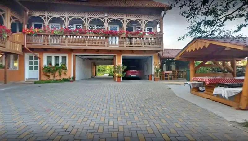 Korond Szállás | Motel (K0145-4) A kép szerzői jogvédelem alatt állhat. Javasolt a kapcsolatfelvétel a jog tulajdonossal.