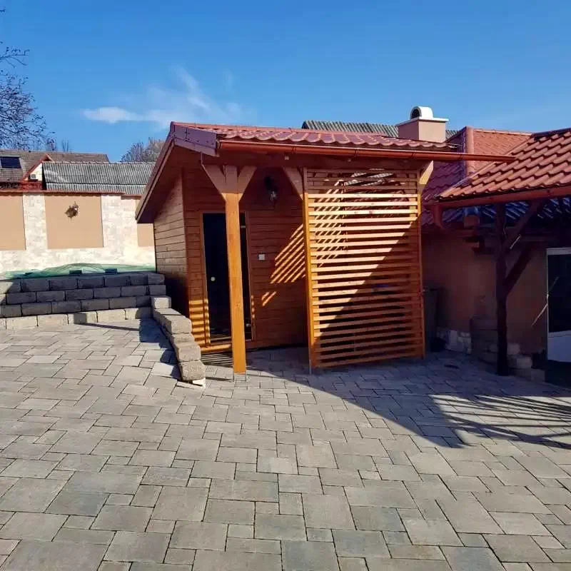 Korond Szállás | Panzió (K0194-22) A kép szerzői jogvédelem alatt állhat. Javasolt a kapcsolatfelvétel a jog tulajdonossal. Korond Szállás | Panzió (K0194-22) A kép szerzői jogvédelem alatt állhat. Javasolt a kapcsolatfelvétel a jog tulajdonossal.