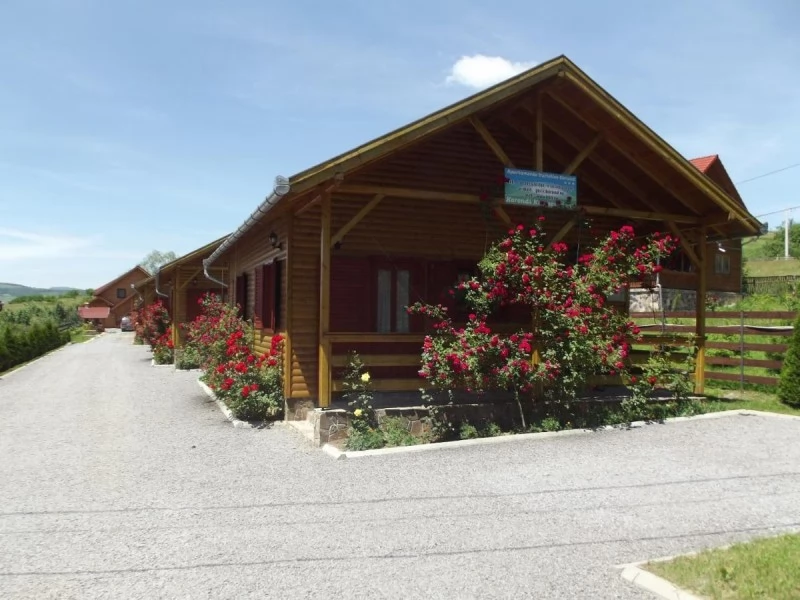 Corund Cazare | Sat de vacanță (K0277-5) Imaginea poate fi supusă drepturilor de autor. Se recomandă contactarea titularului drepturilor.