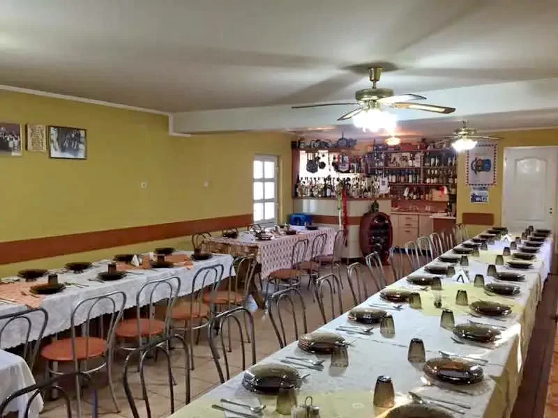 Corund Cazare | Motel (K0332-2) Imaginea poate fi supusă drepturilor de autor. Se recomandă contactarea titularului drepturilor.