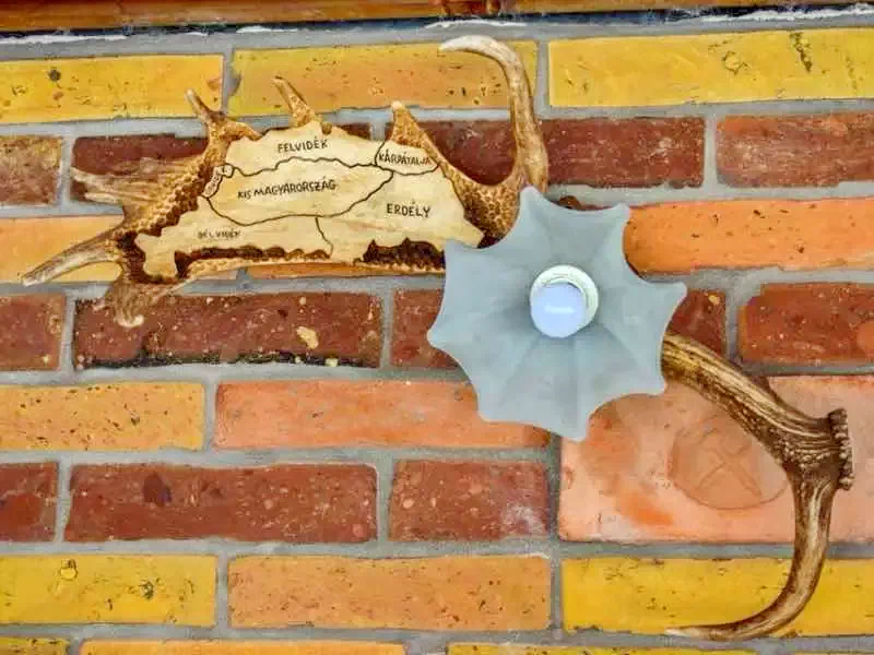 Corund Cazare | Motel (K0332-4) Imaginea poate fi supusă drepturilor de autor. Se recomandă contactarea titularului drepturilor.