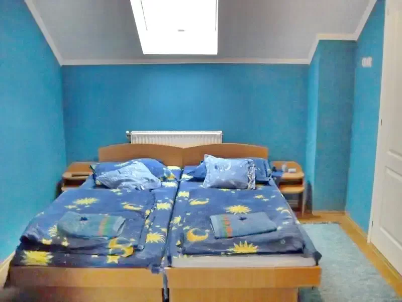 Corund Cazare | Motel (K0332-9) Imaginea poate fi supusă drepturilor de autor. Se recomandă contactarea titularului drepturilor.