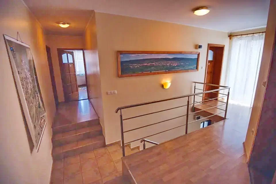 Korond Szállás | Motel (K0352-13) A kép szerzői jogvédelem alatt állhat. Javasolt a kapcsolatfelvétel a jog tulajdonossal.