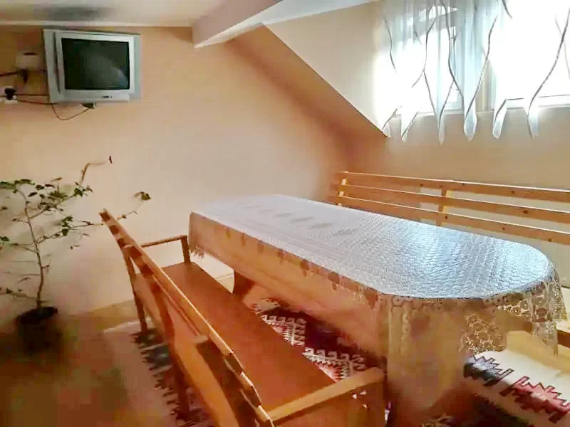 Corund Cazare | Motel (K0335-3) Imaginea poate fi supusă drepturilor de autor. Se recomandă contactarea titularului drepturilor.