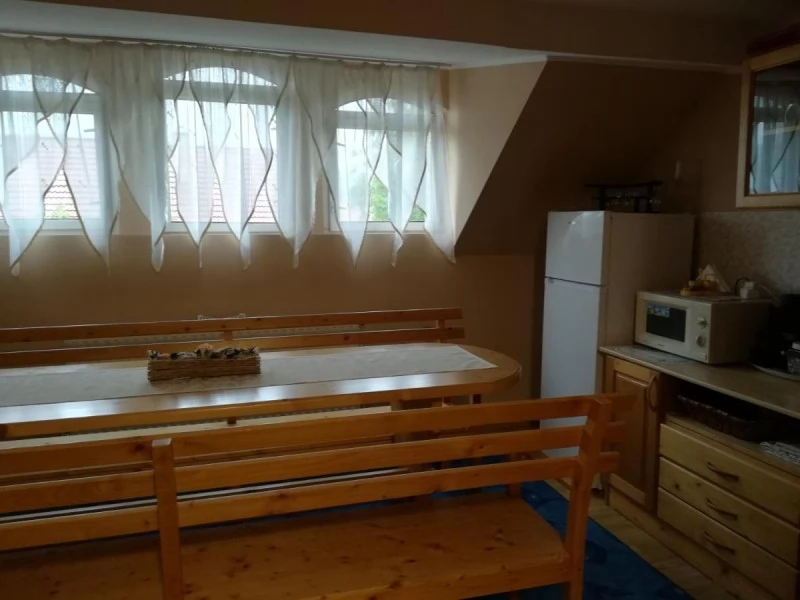 Korond Szállás | Motel (K0335-18) A kép szerzői jogvédelem alatt állhat. Javasolt a kapcsolatfelvétel a jog tulajdonossal.