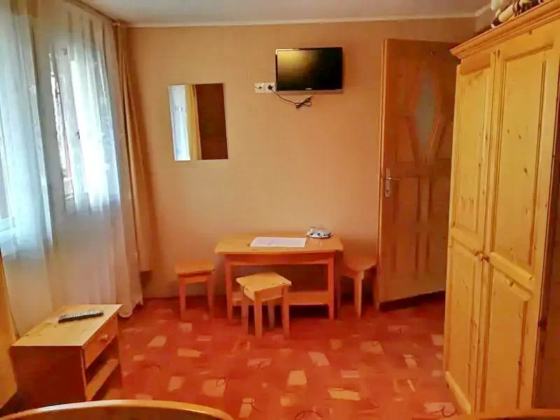 Corund Cazare | Motel (K0335-30) Imaginea poate fi supusă drepturilor de autor. Se recomandă contactarea titularului drepturilor.