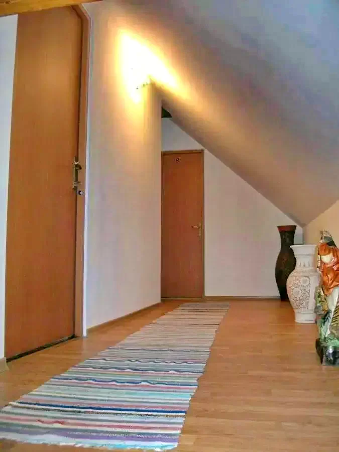 Corund Cazare | Motel (K0353-8) Imaginea poate fi supusă drepturilor de autor. Se recomandă contactarea titularului drepturilor.