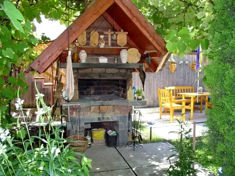 Korond Szállás | Motel (K0353-34) A kép szerzői jogvédelem alatt állhat. Javasolt a kapcsolatfelvétel a jog tulajdonossal.