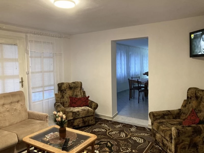 Corund Cazare | Hotel**** (K0608-5) Imaginea poate fi supusă drepturilor de autor. Se recomandă contactarea titularului drepturilor.