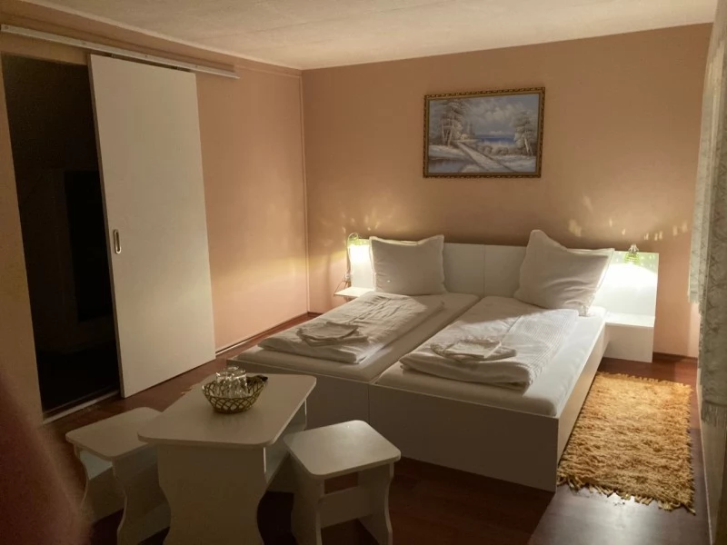 Corund Cazare | Hotel**** (K0608-38) Imaginea poate fi supusă drepturilor de autor. Se recomandă contactarea titularului drepturilor.