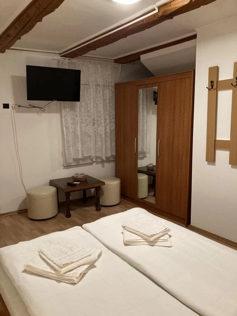 Corund Cazare | Hotel**** (K0608-40) Imaginea poate fi supusă drepturilor de autor. Se recomandă contactarea titularului drepturilor.