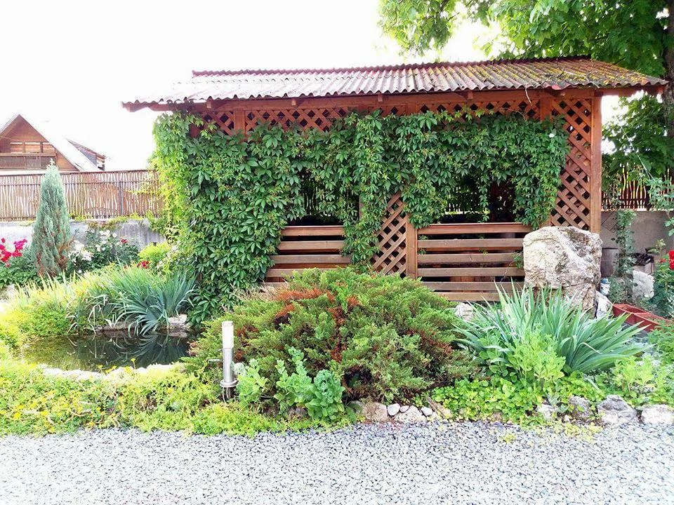 Corund Cazare | Casă de oaspeți (K0608-47) Imaginea poate fi supusă drepturilor de autor. Se recomandă contactarea titularului drepturilor.