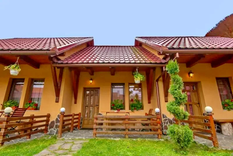 Corund Cazare | Sat de vacanță (K0778-1) Imaginea poate fi supusă drepturilor de autor. Se recomandă contactarea titularului drepturilor.