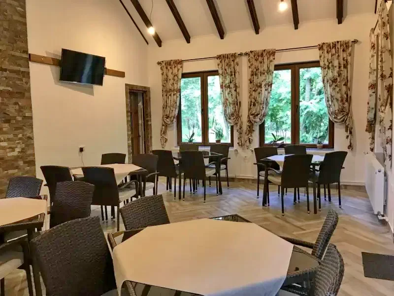 Korond Szállás | Üdülőfalu (K0778-8) A kép szerzői jogvédelem alatt állhat. Javasolt a kapcsolatfelvétel a jog tulajdonossal.