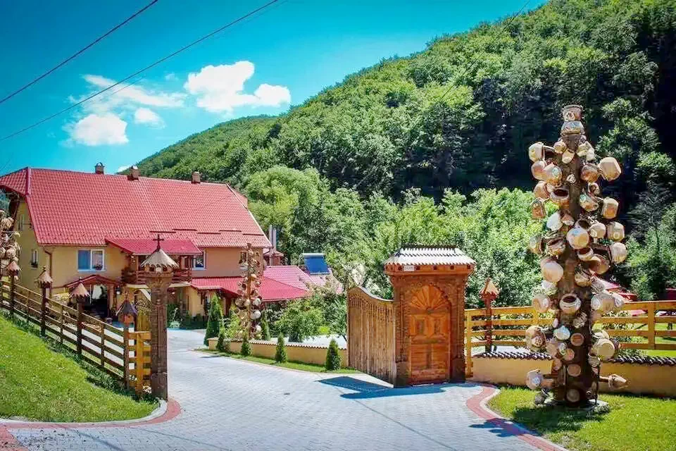 Corund Cazare | Sat de vacanță (K0778-29) Imaginea poate fi supusă drepturilor de autor. Se recomandă contactarea titularului drepturilor.