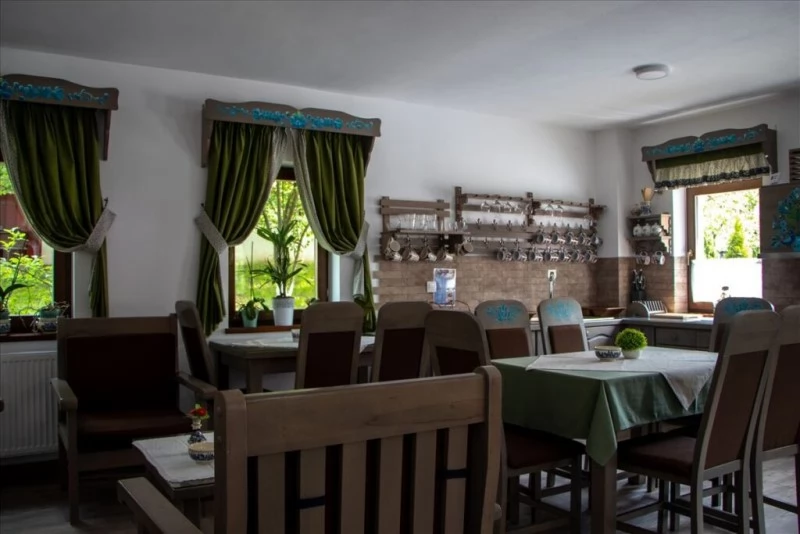 Korond Szállás | Motel (K1195-34) A kép szerzői jogvédelem alatt állhat. Javasolt a kapcsolatfelvétel a jog tulajdonossal.