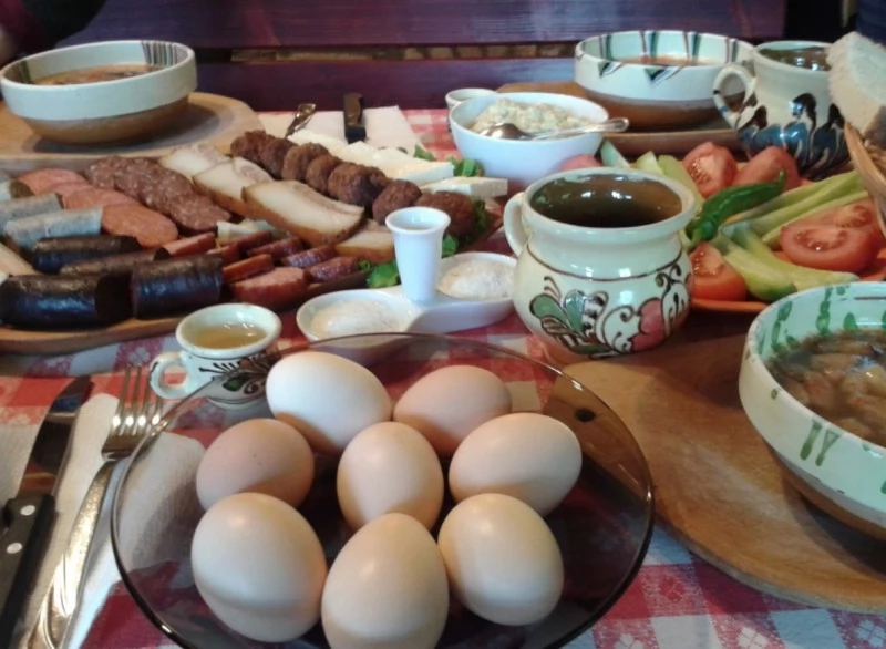 Corund Cazare | Motel (K1195-37) Imaginea poate fi supusă drepturilor de autor. Se recomandă contactarea titularului drepturilor.