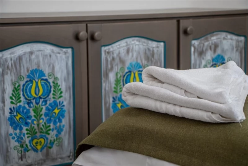 Corund Cazare | Motel (K1195-46) Imaginea poate fi supusă drepturilor de autor. Se recomandă contactarea titularului drepturilor.