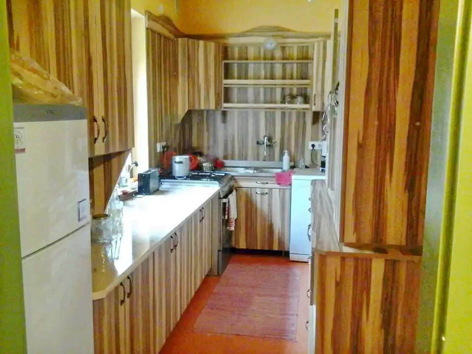 Hargitafürdő Szállás | Kulcsosház / Turisztikai faház (K1204-1) A kép szerzői jogvédelem alatt állhat. Javasolt a kapcsolatfelvétel a jog tulajdonossal.