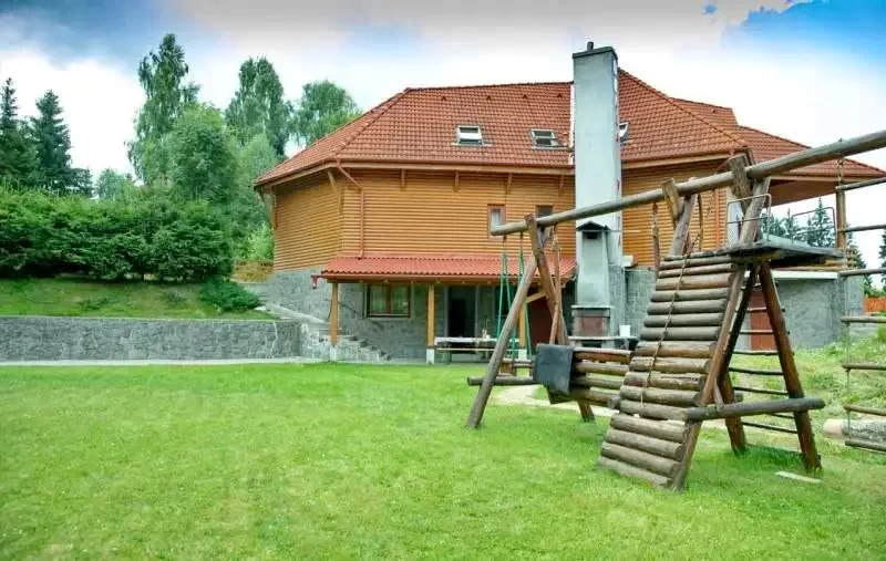 Hargitafürdő Szállás | Motel (K0292-1) A kép szerzői jogvédelem alatt állhat. Javasolt a kapcsolatfelvétel a jog tulajdonossal.