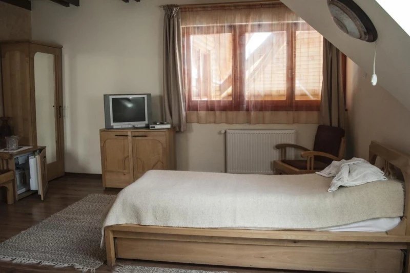 Harghita-Băi Cazare | Motel (K0292-11) Imaginea poate fi supusă drepturilor de autor. Se recomandă contactarea titularului drepturilor.