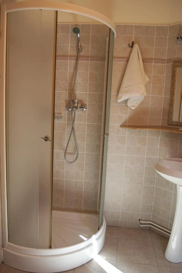 Hargitafürdő Szállás | Motel (K0292-12) A kép szerzői jogvédelem alatt állhat. Javasolt a kapcsolatfelvétel a jog tulajdonossal.