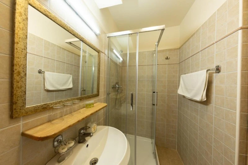 Harghita-Băi Cazare | Motel (K0292-14) Imaginea poate fi supusă drepturilor de autor. Se recomandă contactarea titularului drepturilor.