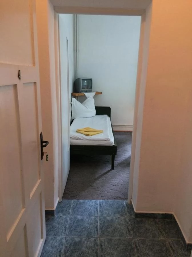 Băile Tușnad Cazare | Motel (K1159-18) Imaginea poate fi supusă drepturilor de autor. Se recomandă contactarea titularului drepturilor.