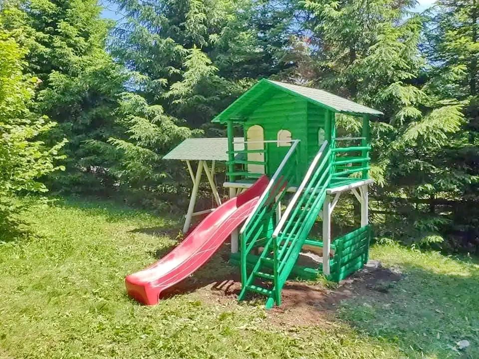 Harghita-Băi Cazare | Motel (K1238-33) Imaginea poate fi supusă drepturilor de autor. Se recomandă contactarea titularului drepturilor.