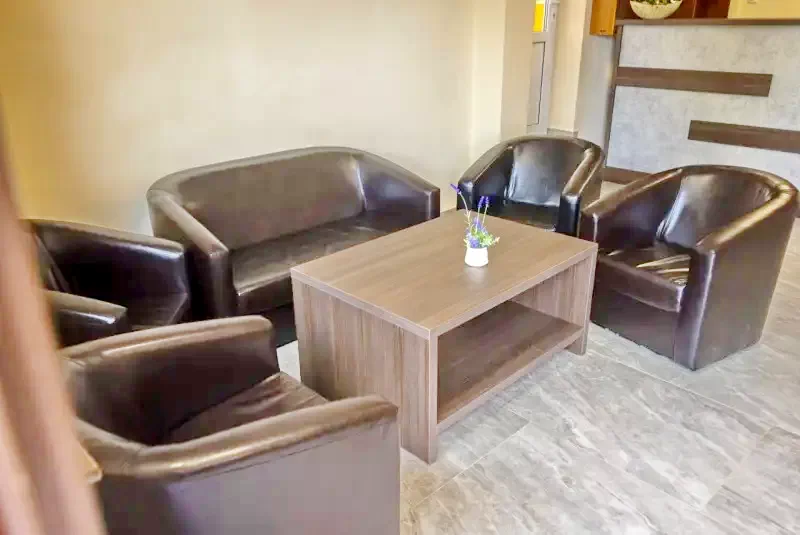 Dealu Cazare | Motel (K1412-11) Imaginea poate fi supusă drepturilor de autor. Se recomandă contactarea titularului drepturilor.