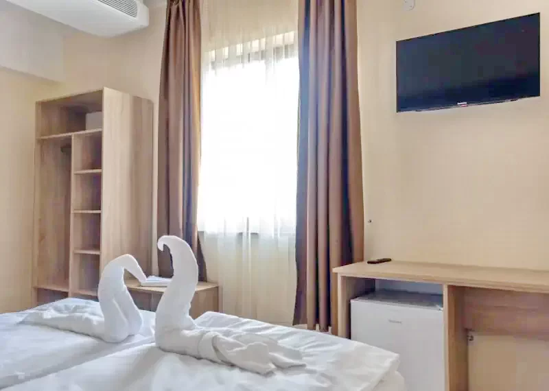 Dealu Cazare | Motel (K1412-12) Imaginea poate fi supusă drepturilor de autor. Se recomandă contactarea titularului drepturilor.