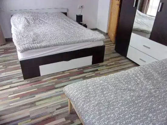  Szállás | Motel (K0256-5) A kép szerzői jogvédelem alatt állhat. Javasolt a kapcsolatfelvétel a jog tulajdonossal.