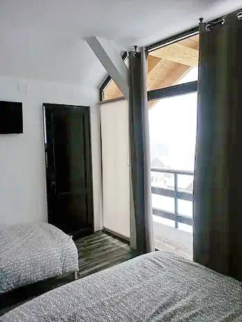  Szállás | Motel (K0256-9) A kép szerzői jogvédelem alatt állhat. Javasolt a kapcsolatfelvétel a jog tulajdonossal.