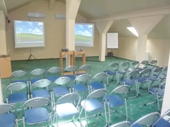 Cluj-Napoca Cazare | Hotel**** (K1428-46) Imaginea poate fi supusă drepturilor de autor. Se recomandă contactarea titularului drepturilor.