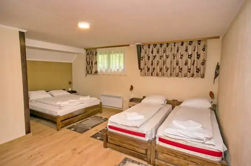 Székelyszentkirály Szállás | Motel (K0753-26) A kép szerzői jogvédelem alatt állhat. Javasolt a kapcsolatfelvétel a jog tulajdonossal.