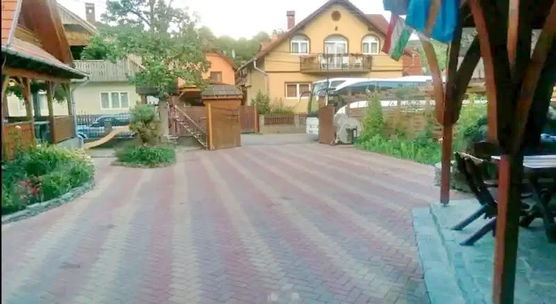 Sâncrai Cazare | Motel (K0753-35) Imaginea poate fi supusă drepturilor de autor. Se recomandă contactarea titularului drepturilor.