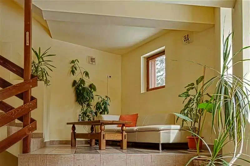 Harghita-Băi Cazare | Motel (K0373-18) Imaginea poate fi supusă drepturilor de autor. Se recomandă contactarea titularului drepturilor.