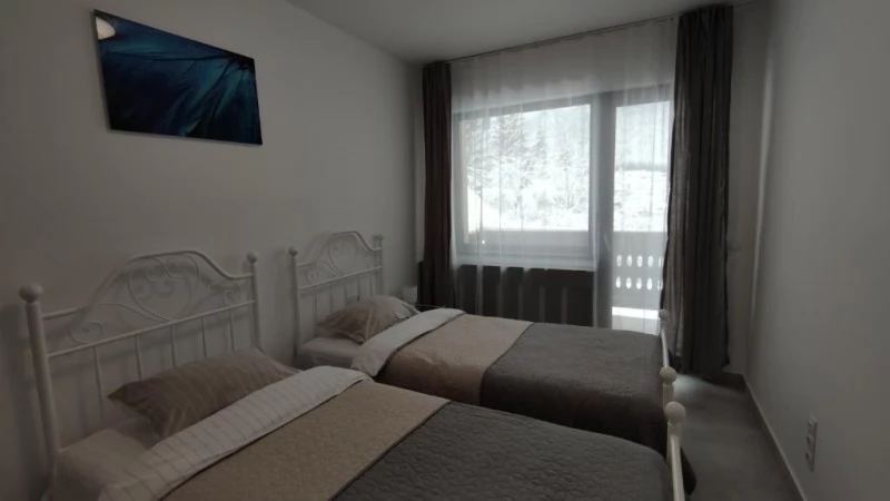 Bușteni Cazare | Apartament (K1444-26) Imaginea poate fi supusă drepturilor de autor. Se recomandă contactarea titularului drepturilor.