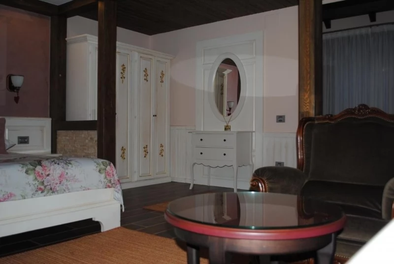 Bușteni Szállás | Motel (K1445-21) A kép szerzői jogvédelem alatt állhat. Javasolt a kapcsolatfelvétel a jog tulajdonossal.