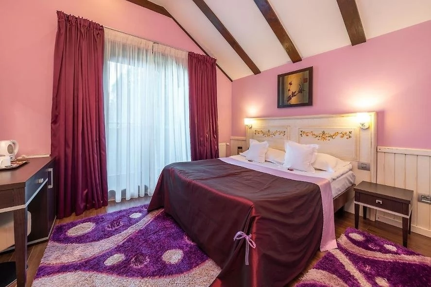 Bușteni Szállás | Motel (K1445-31) A kép szerzői jogvédelem alatt állhat. Javasolt a kapcsolatfelvétel a jog tulajdonossal.