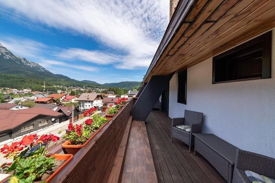 Bușteni Szállás | Motel (K1445-41) A kép szerzői jogvédelem alatt állhat. Javasolt a kapcsolatfelvétel a jog tulajdonossal.